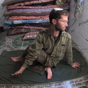 תמונה של אחיה אלפי