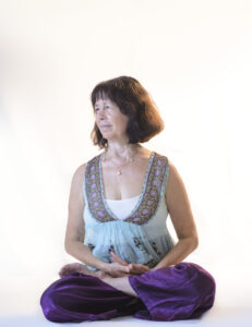הני רוזן - מורה ליוגה - יו"ר ארגון מורי היוגה בישראל