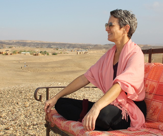 רוני שיר - מורה ליוגה - מנכ"לית ארגון מורי היוגה בישראל