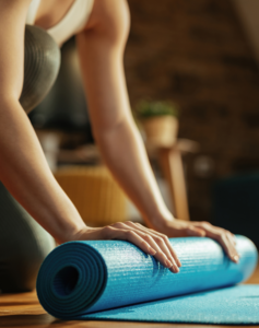 יוגה אונליין – הנחה לרכישת ציוד יוגה